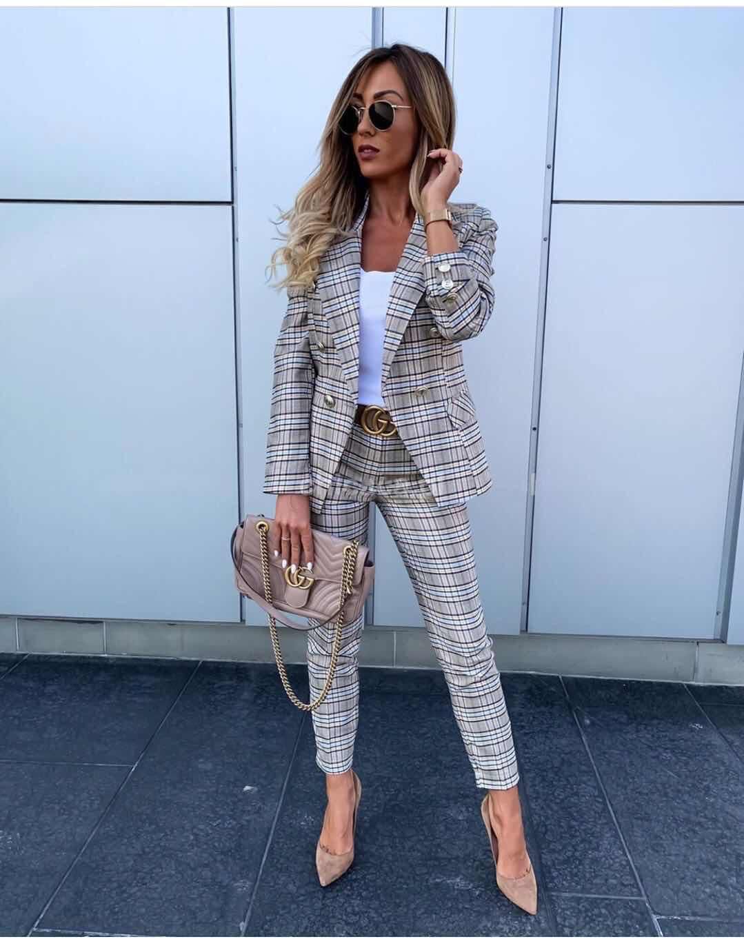 TAILLEUR DORA